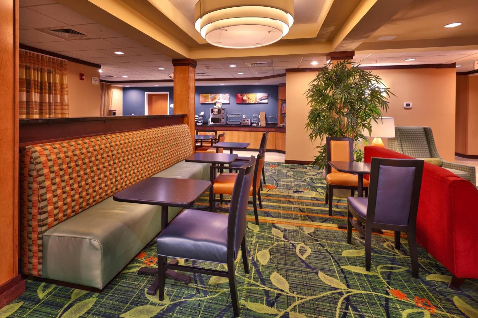 Fairfield Inn And Suites By Marriott Laramie Exterior foto
